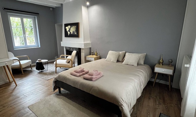 Saumur Apartamento | 1 bedroom bed & breakfast in saumur