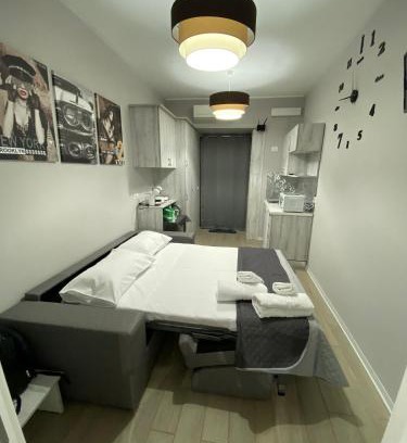 Lamezia Terme Cama Y Desayuno | Room V 1944