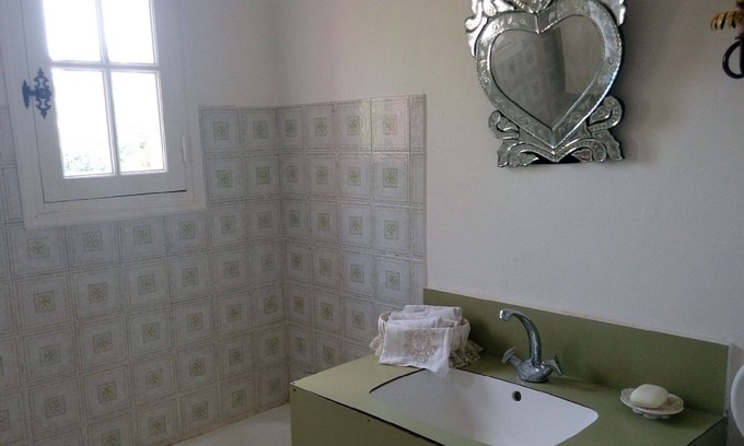 Le Rouret Casa | Habitación con acceso al jardín y a la piscina