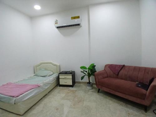 Muscat Apartamento | Room with private bathroom in a flat