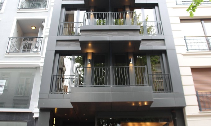 Osmanbey Hotel | Roomers Nisantasi