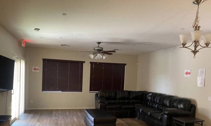 Laveen Village Casa | Rooms for rent/ entire house available.