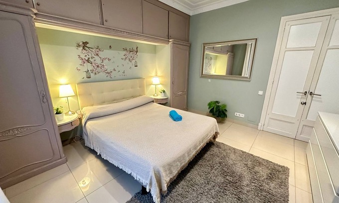 Sant Antoni Apartamento | Rooms Gran Via