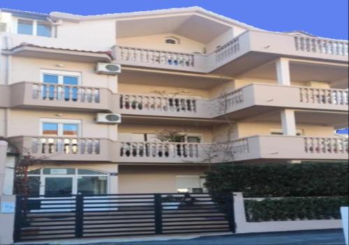 Maini Casa | Rooms Kuljic
