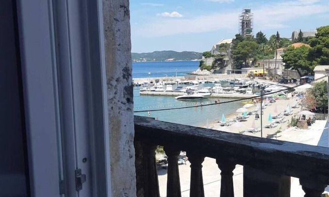 Lopud Island Apartamento | Rooms Milena - Triple Room with External Private Bathroom