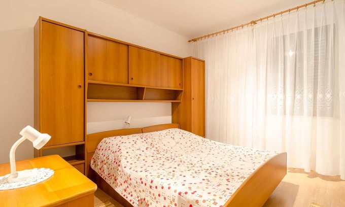 Trsteno Apartamento | Rooms Mozara 2 Double room with private external bathroom