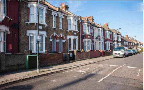 Tottenham Casa | Rooms To Let In London