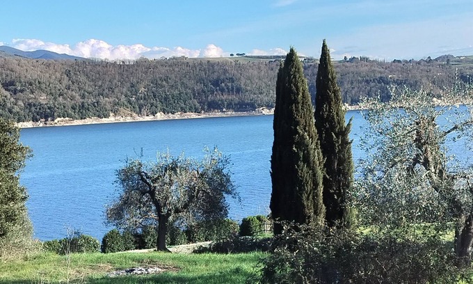Corbara Cama Y Desayuno | Rooms with private bathroom near Lake Corbara