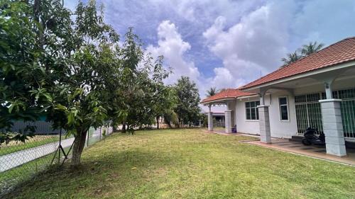 Telok Kachang Casa | Roomstay Bintong