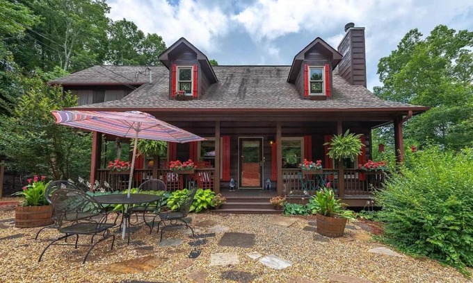 Ellijay Casa | Roost on the Ridge