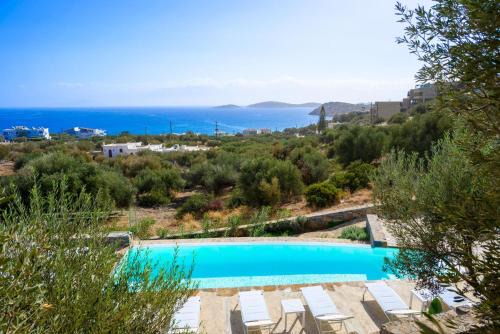 Agios Nikolaos Apartamento | Roots Suites in Crete
