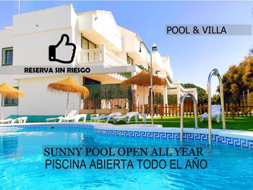 Roquetas de Mar Apartamento | Roquetas Beach and Playa Serena Golf Village