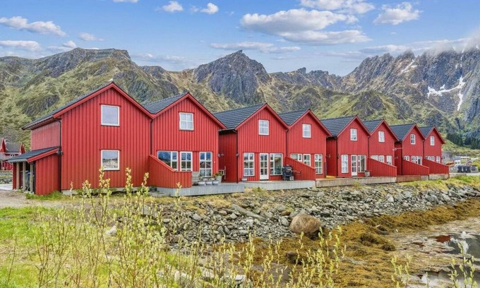 Ballstad Cabina | Rorbu ved Vannet i Ballstad, Lofoten