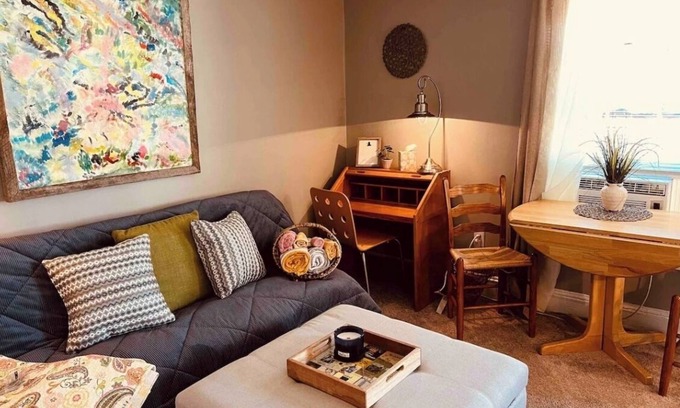 Old Town Winchester Apartamento | Rosamond nice downtown studio apt