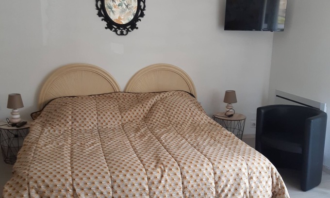 Roscoff Apartamento | Roscoff 500m thalasso beach port STUDIO 2 pers (parking-terrace)