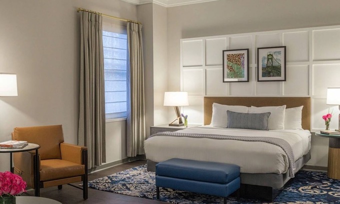 Downtown Portland Hotel | Rose City Retreat: Elegance & Culture at Your Doorstep | Enjoy Iconic Amenities