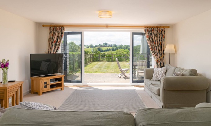 Petersfield Casa | Rose Cottage - Beautiful Family Property in Rural Hampshire