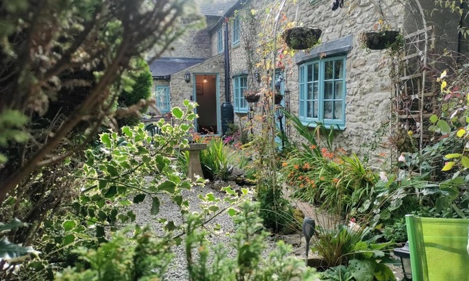 Millers Dale Cabaña | Rose Cottage - Cosy Cottage in Millers Dale