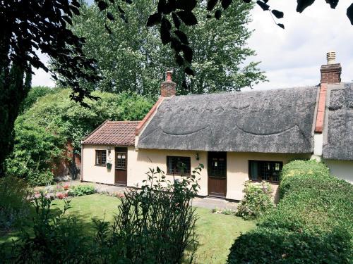 Catfield Casa | Rose Cottage - E2352
