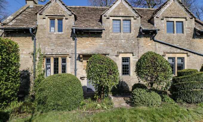 Corsham Cabaña | ROSE COTTAGE, family friendly, character holiday cottage in Corsham