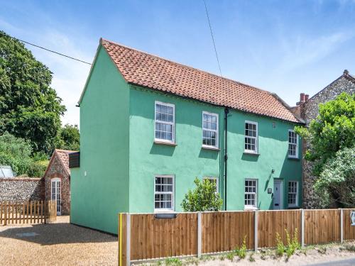 Fakenham Casa | Rose Cottage