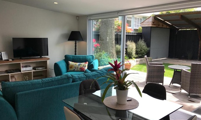Christchurch City Centre Casa | Rose Cottage