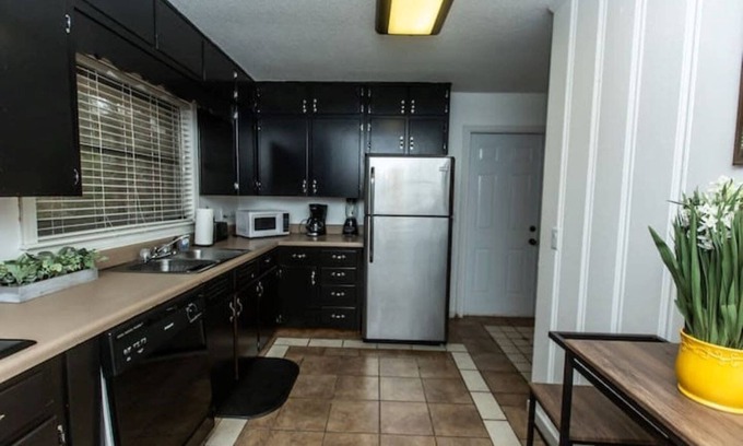 New Castle Casa | Rose Drive Brickstone 8