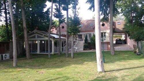 Giverny Apartamento | Rose Garden Studio