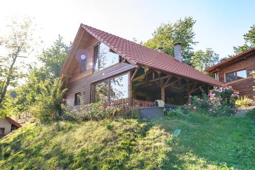 Valea Tirnei Cama Y Desayuno | Rose Hip Hill Farm