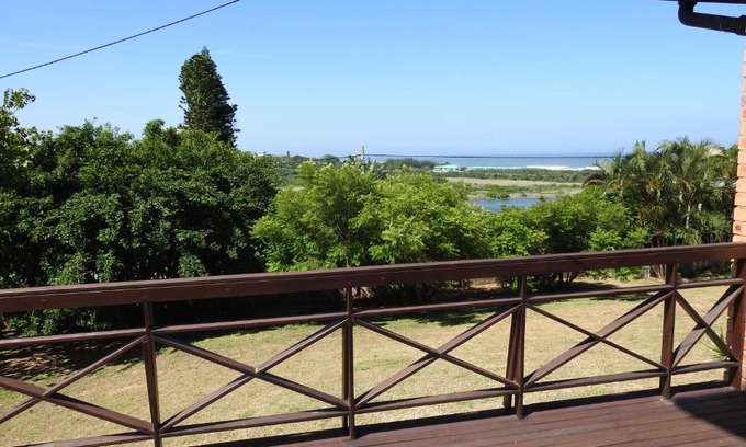 Illovo Beach Casa | Rose of Sharon