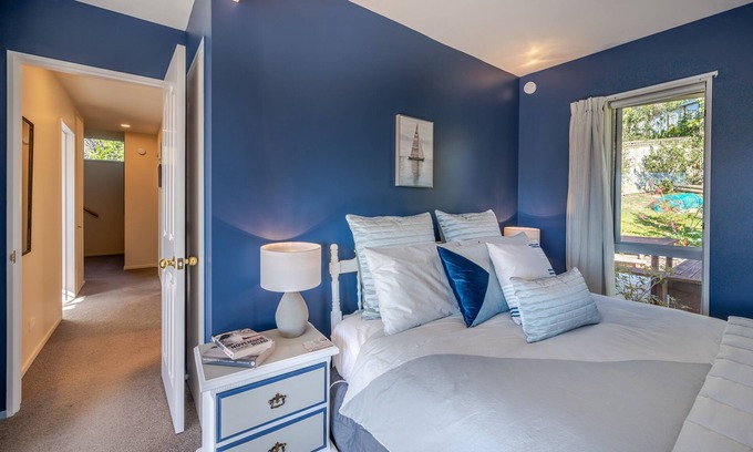 Akaroa Casa | Rose on the Bay - Akaroa Holiday Home