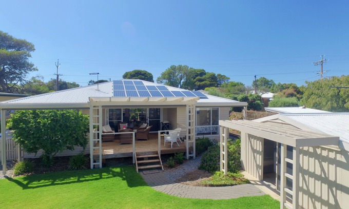 Port Willunga Casa | Rose Villa - Port Willunga Beach Retreat