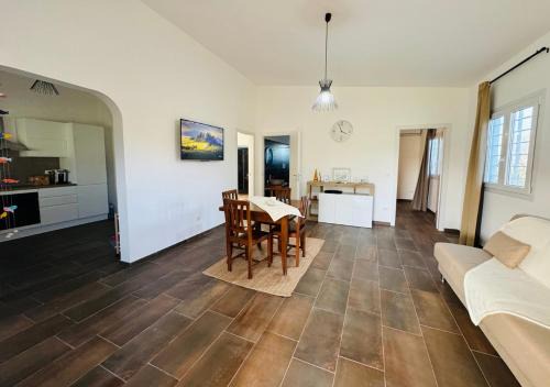 Noto Casa | Rose Violet House