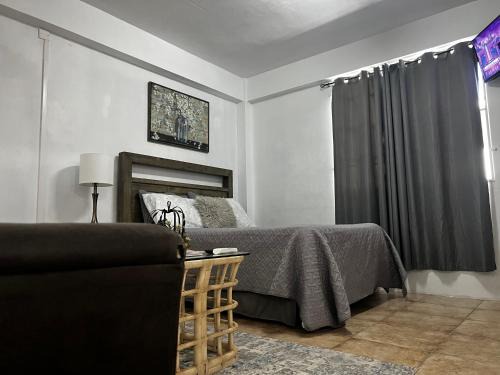 Roseau Apartamento | Roseau City Hub apt # 3