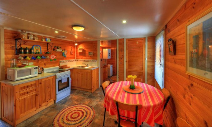 Forest Cabina | Rosebank Cottage Collection