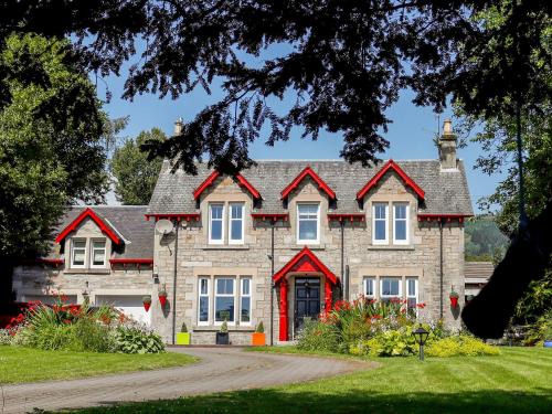 Pitlochry Casa | Roseburn