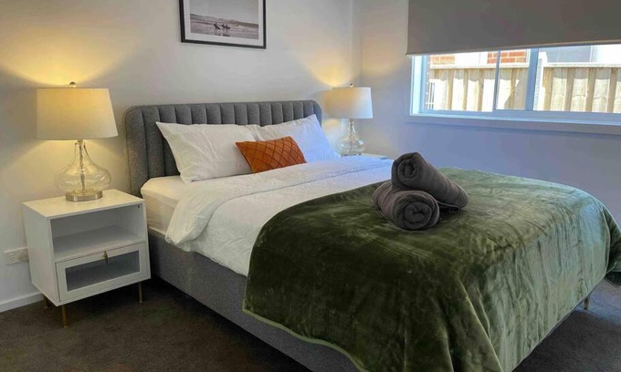 Cowes Casa | Rose’s Island beach House - Phillip Island - Cowes