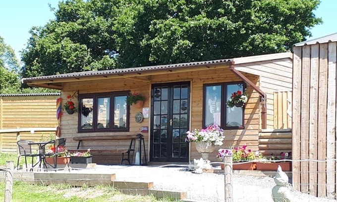 Rhayader Cabina | Rosie Traditional Gypsy Wagon