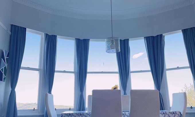 Roslyn Apartamento | Roslyn Sea View Room—9 minutes walk to city center