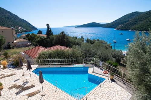 Mikros Gialos Apartamento | Rouda Village