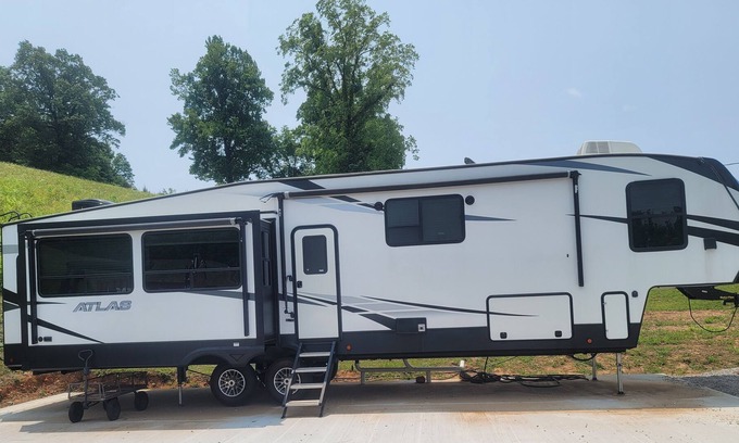 Byrdstown Casa | Roughing it in comfort