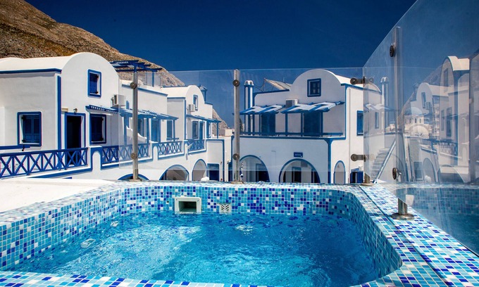Perissa Casa | Roula Villa