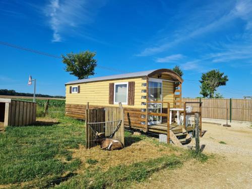 Burthecourt-aux-Chenes Casa | Roulotte bohème confortable à la ferme pédagogique près de Nancy - FR-1-584-365