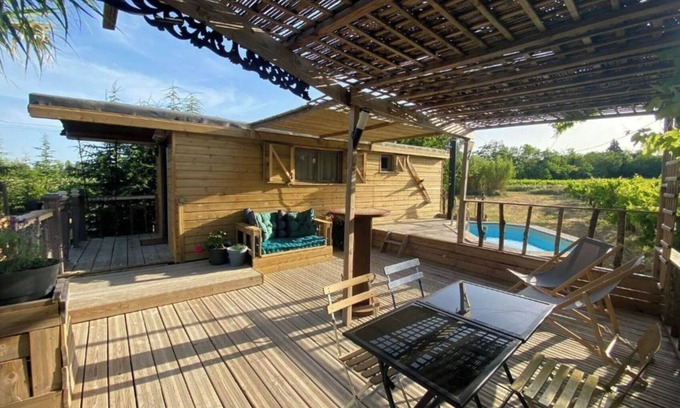 Roquemaure Casa | Roulotte du Moulin Saint Valentin