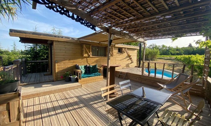 Roquemaure Casa | Roulotte du Moulin Saint Valentin
