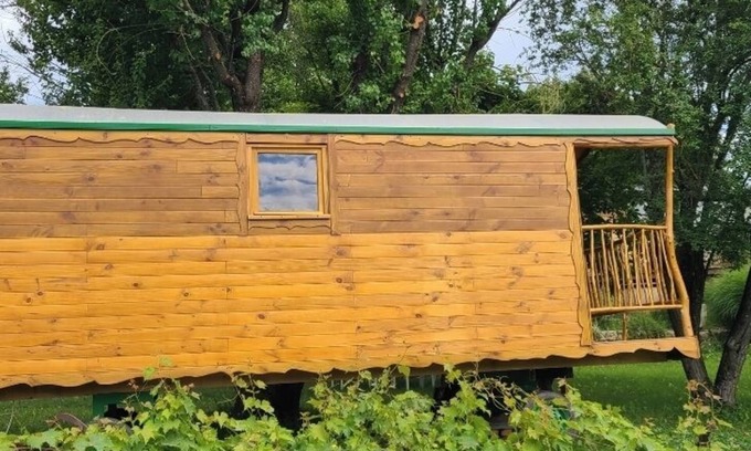Forcalquier Cabina | Roulotte et Spa en Pleine Nature Calme et Sérénité Pour un Séjour Ressourçant