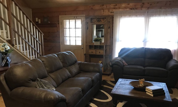 Heber Springs Cabina | Round Mountain Cabin Getaway