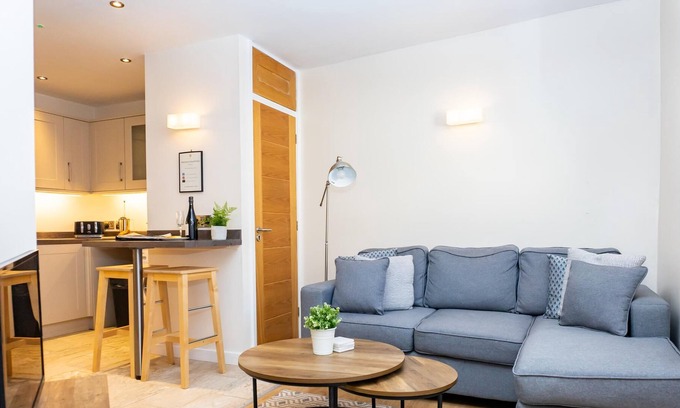 Shrewsbury Apartamento | Roushill Bank