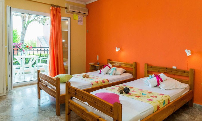 Agios Sostis Apartamento | Roussa Beach Studios