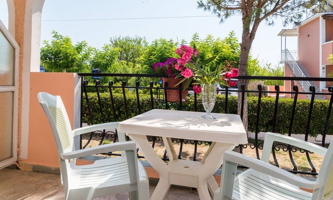 Porto Koukla Casa | Roussa's Studios and Apartments